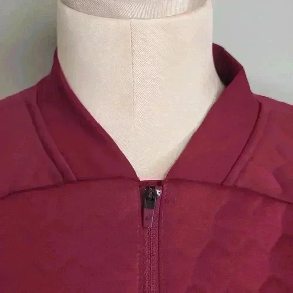 Asics URBAN RACER‎ JACKET Womens Size Small Cranberry - Picture 8 of 12